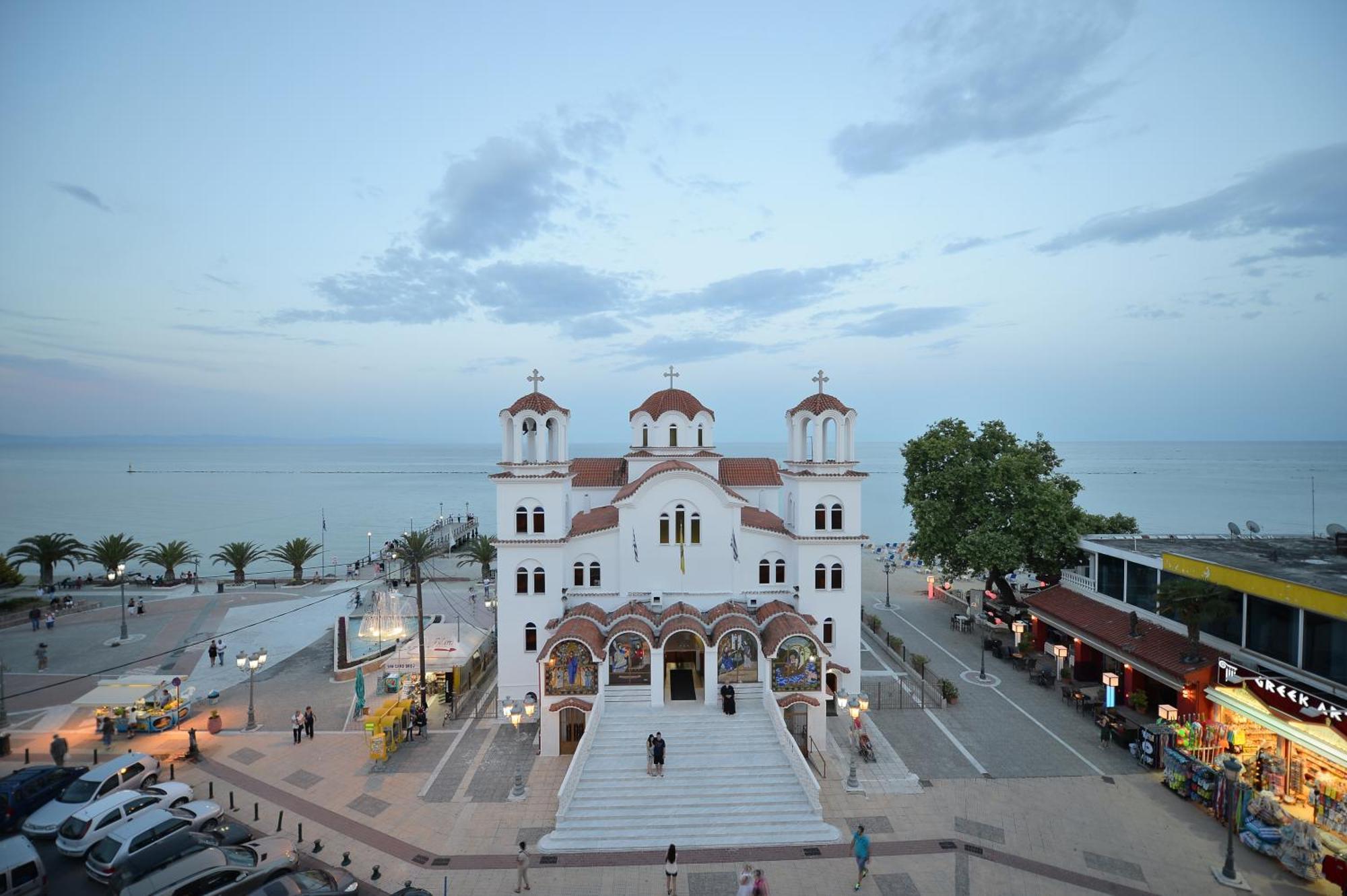 Central Hotel Paralía Екстериор снимка