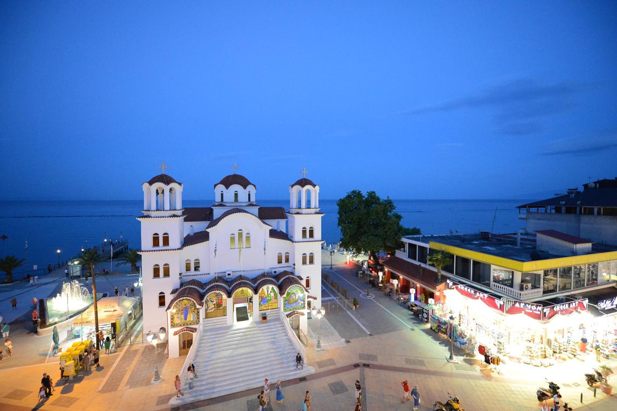 Central Hotel Paralía Екстериор снимка